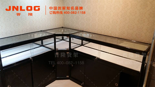 <b>手機展示柜有哪些特點優勢及注意事項</b>